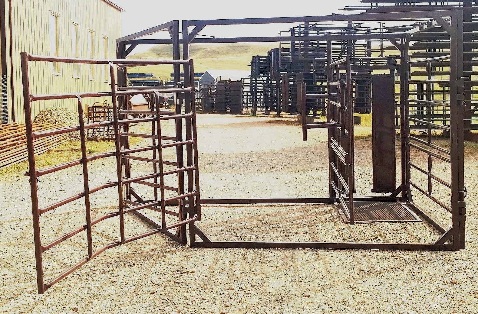 Calving Pens - Cow Country Equipment